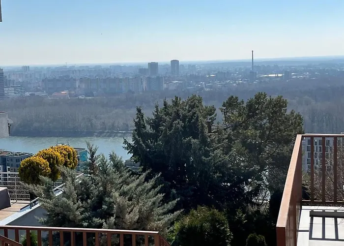 Amazing View Of The River Donau Apartament Bratislava