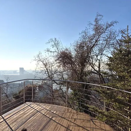 Amazing View Of The River Donau Διαμέρισμα